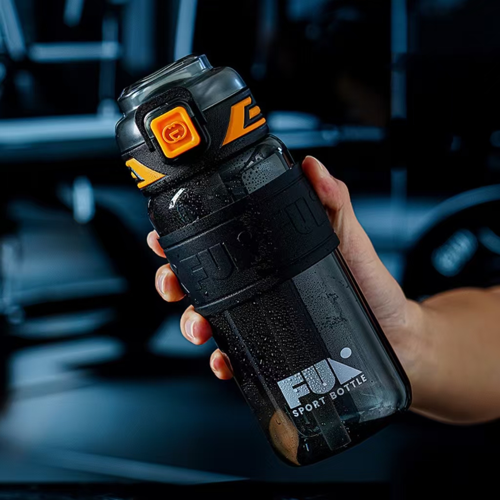 garrafa de água esportiva trit - Sports Equipment For Sale avaliação e preço