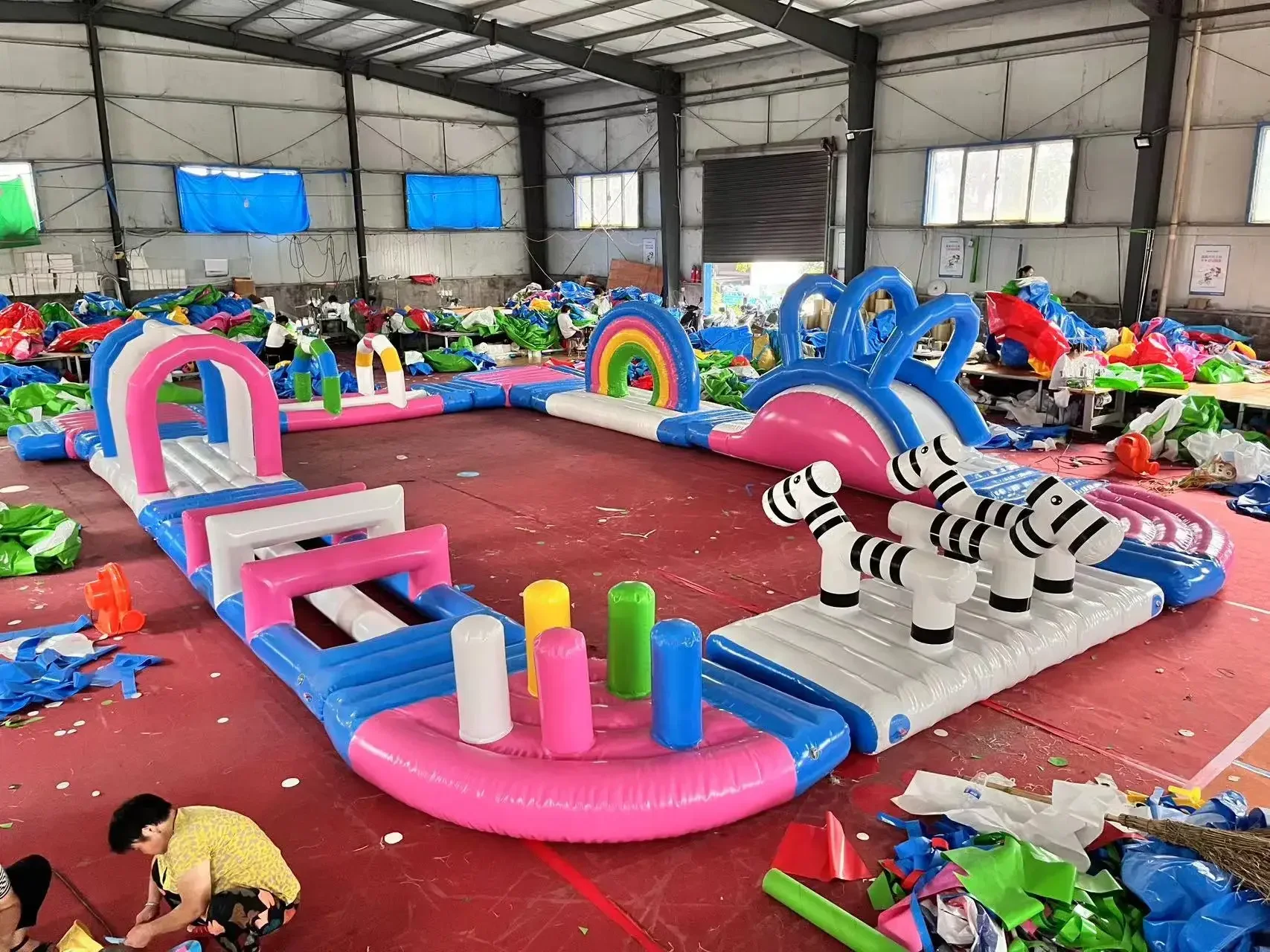 Parque aquático inflável inter - Sports Equipment For Sale avaliação e preço
